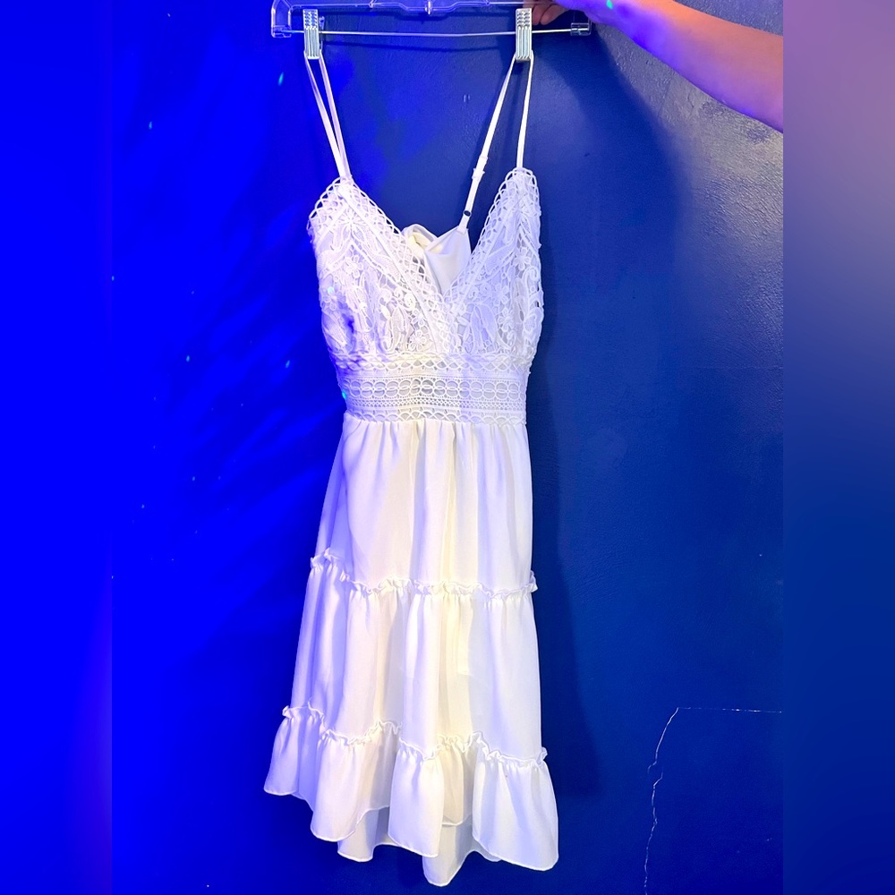 White lace dress